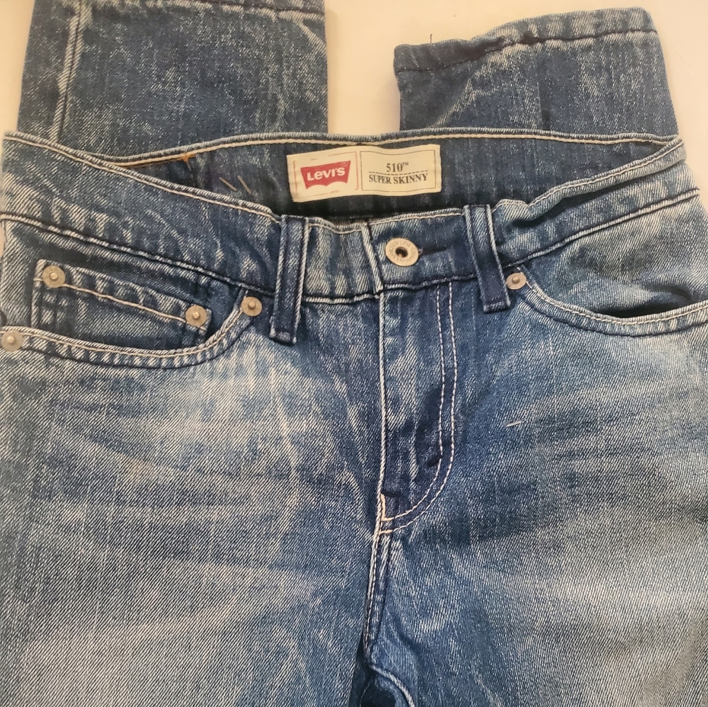 Levi jeans